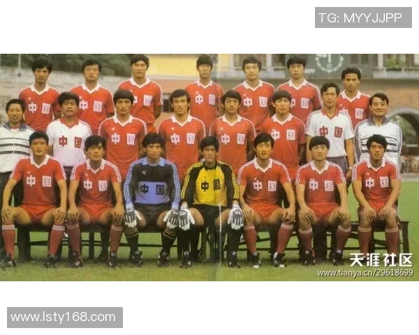 广州羽毛球队区域防守策略解析及其在比赛中的应用分析